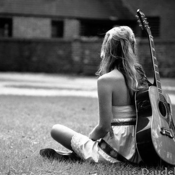 Meet your Posher, Becky - Picture 1 of 1